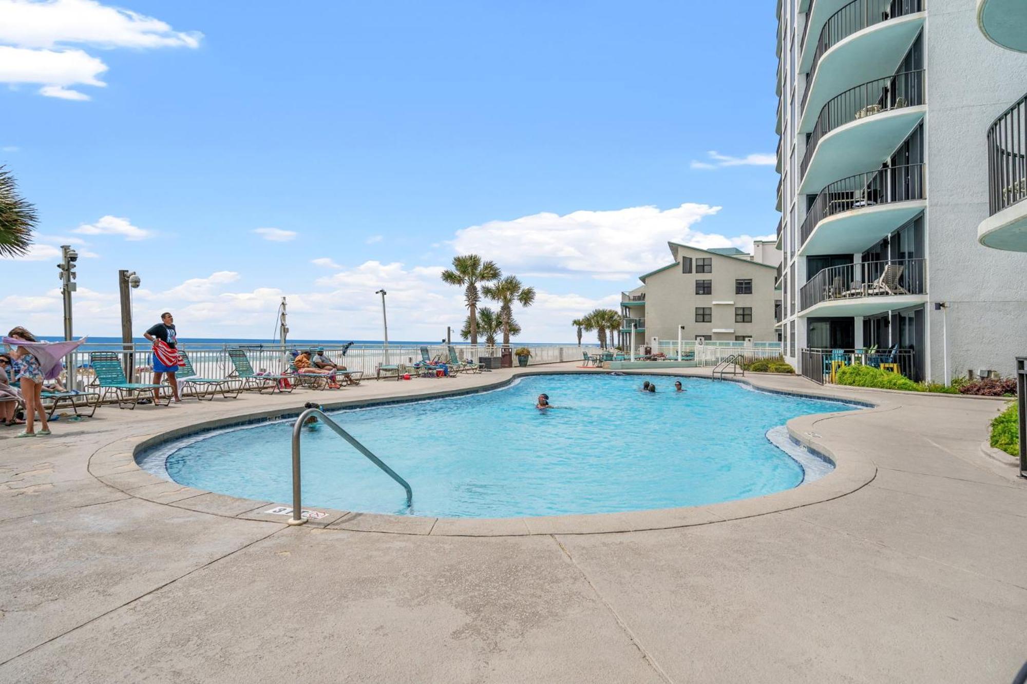 Stunning 2/2 Designer Condo W Coastal Appeal Right On The Gulf! パナマシティービーチ エクステリア 写真