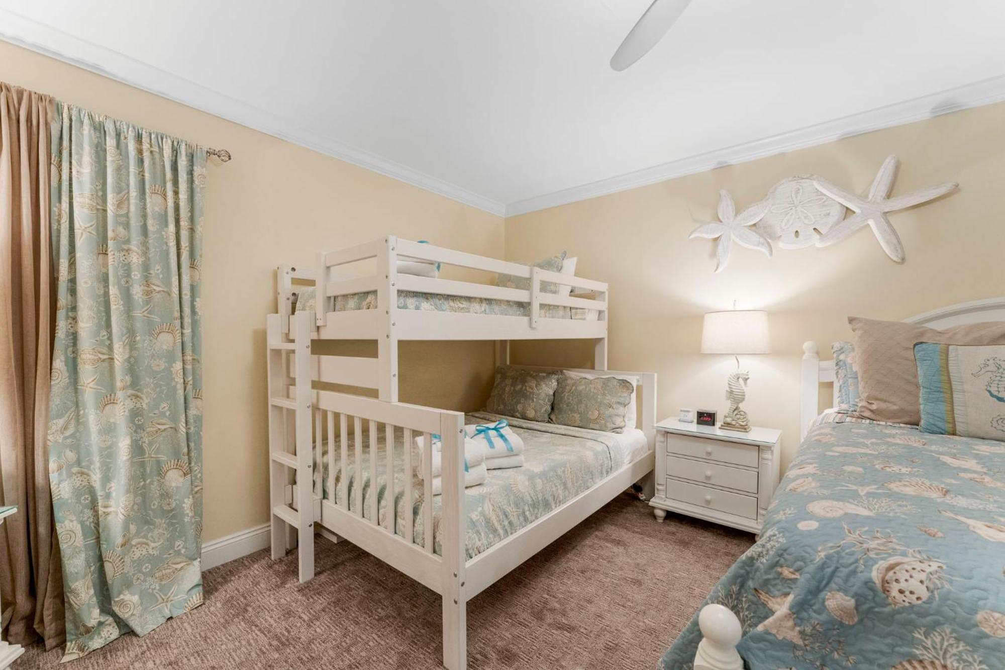 Stunning 2/2 Designer Condo W Coastal Appeal Right On The Gulf! パナマシティービーチ エクステリア 写真