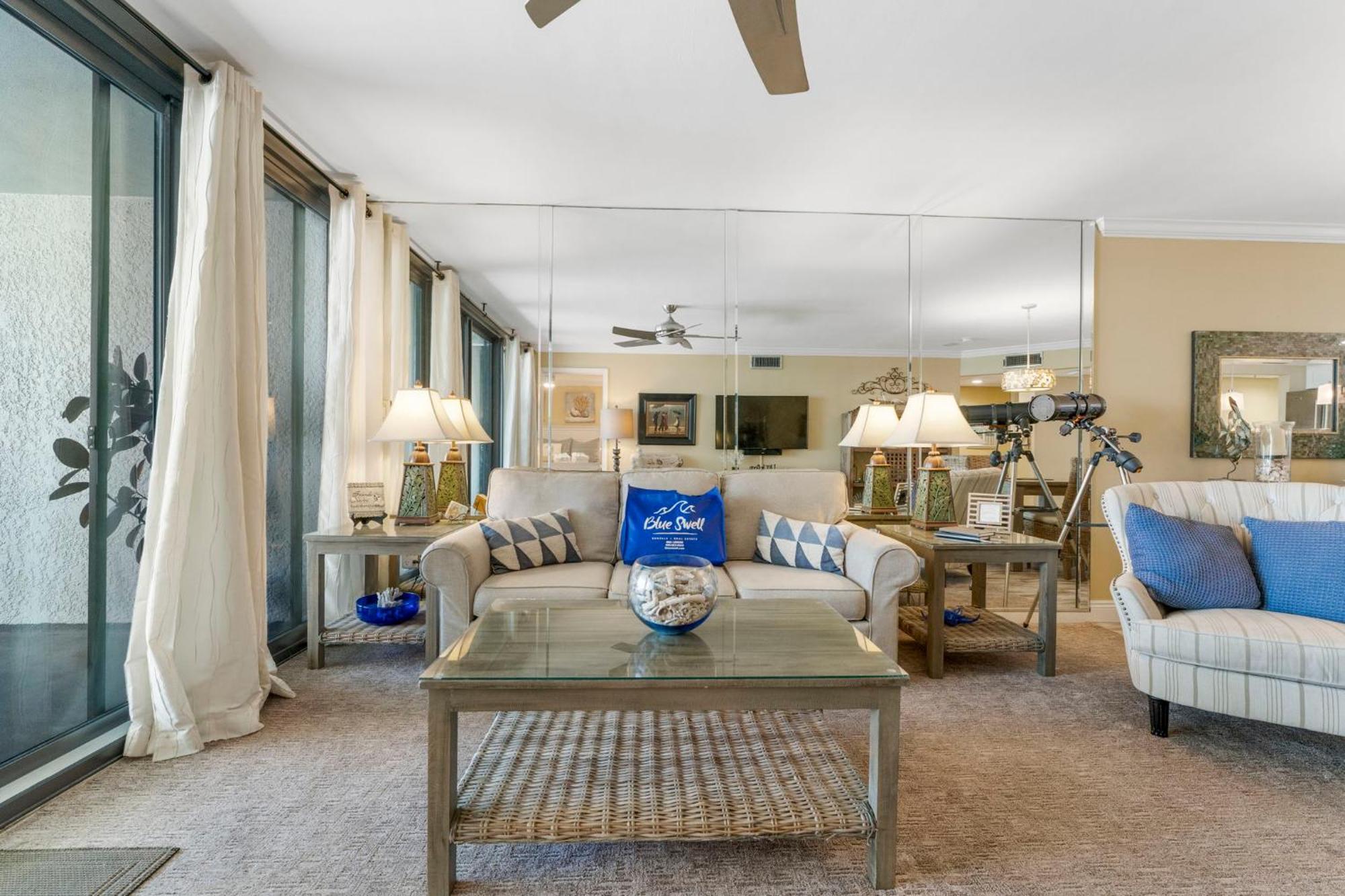 Stunning 2/2 Designer Condo W Coastal Appeal Right On The Gulf! パナマシティービーチ エクステリア 写真