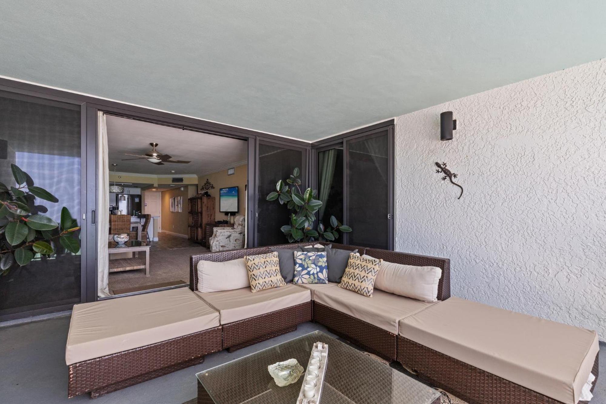 Stunning 2/2 Designer Condo W Coastal Appeal Right On The Gulf! パナマシティービーチ エクステリア 写真